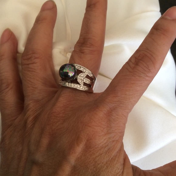 Sterling Silver Rainbow Black Pearl Ring - Picture 11 of 12
